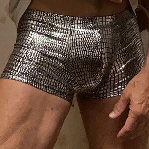 Snake print, silver trunk , medium,like new.